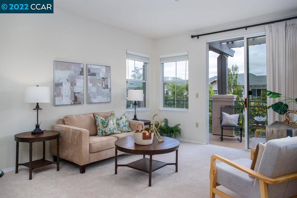 Walnut Creek, CA 94595,1840 Tice Creek Dr #2417