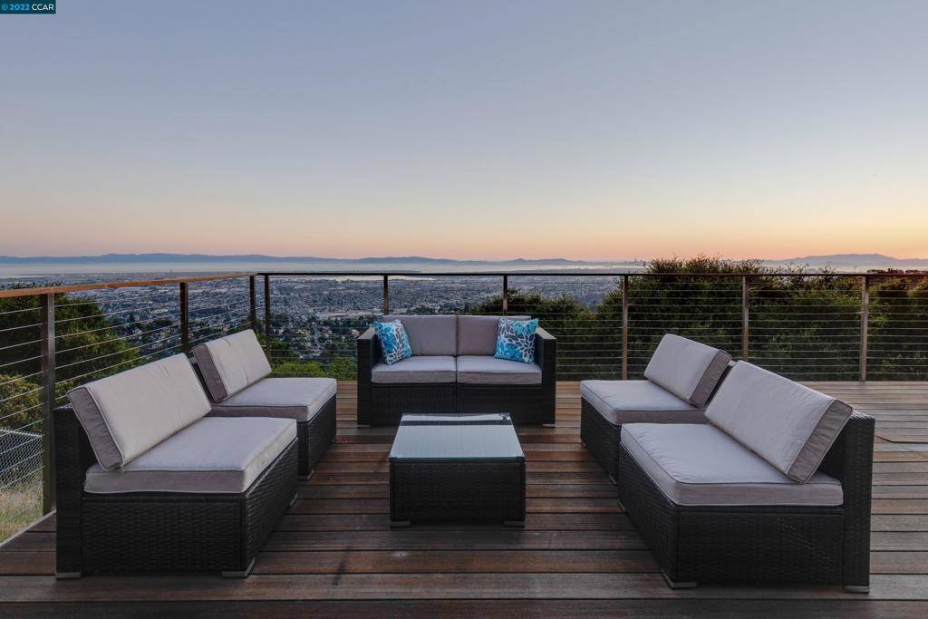 5007 Crystal Ridge Court, Oakland, CA 94605-3873