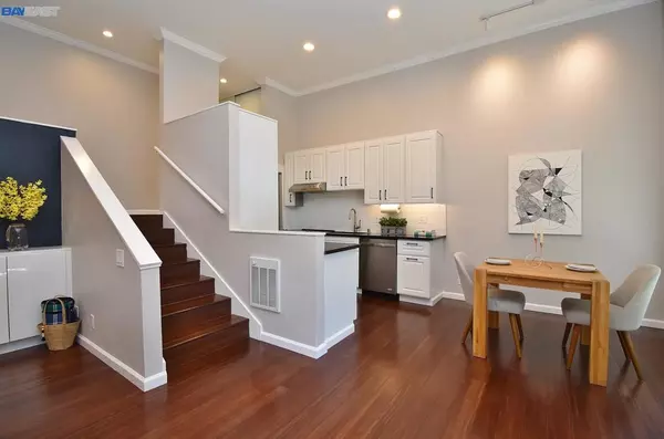 Moraga, CA 94556,2067 Ascot Dr #142