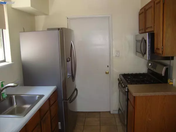San Leandro, CA 94578,409 Lloyd Ave