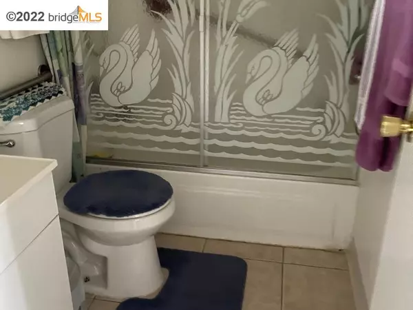 San Pablo, CA 94806,2100 Pine Avenue