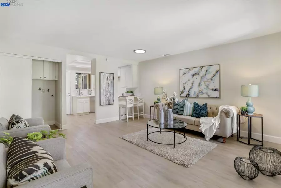 1520 Schenone Ct #1, Concord, CA 94521