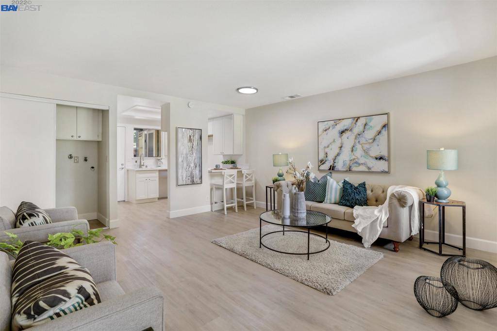 1520 Schenone Ct #1, Concord, CA 94521