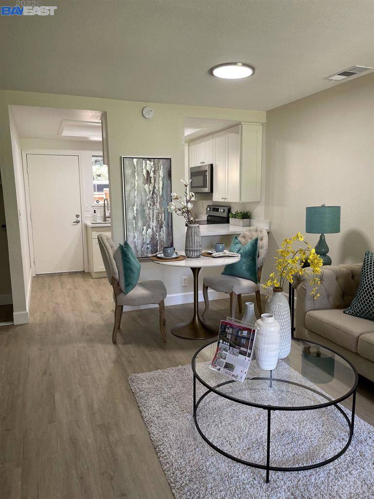 Concord, CA 94521,1520 Schenone Ct #1