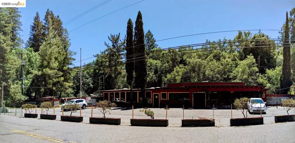 9605 Old River Road, Forestville, CA 95436