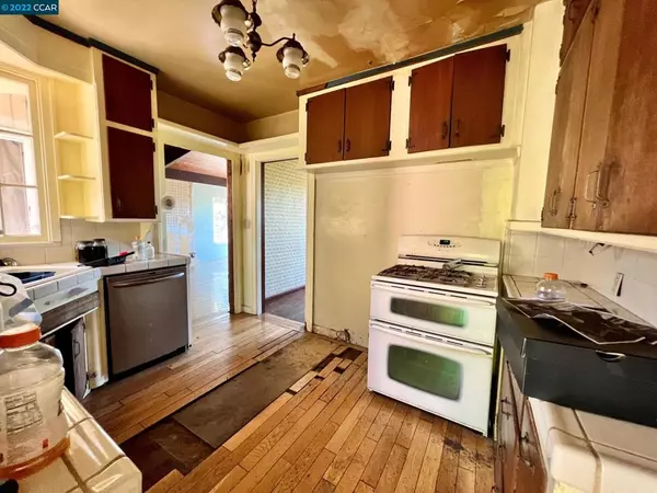 Kensington, CA 94707,334 Coventry Rd
