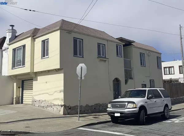 696 Thornton Ave, San Francisco, CA 94124
