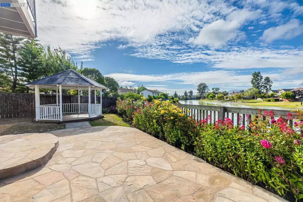 Newark, CA 94560,5132 Hebrides Ct