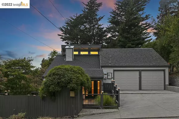 6801 Gunn Dr, Oakland, CA 94611