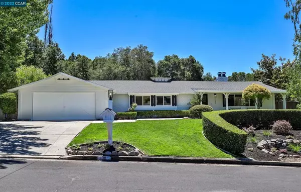 132 Donald Dr, Moraga, CA 94556