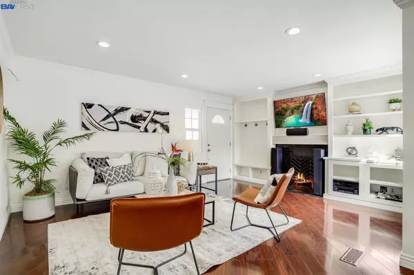 CA 94580,15730 Via Colusa