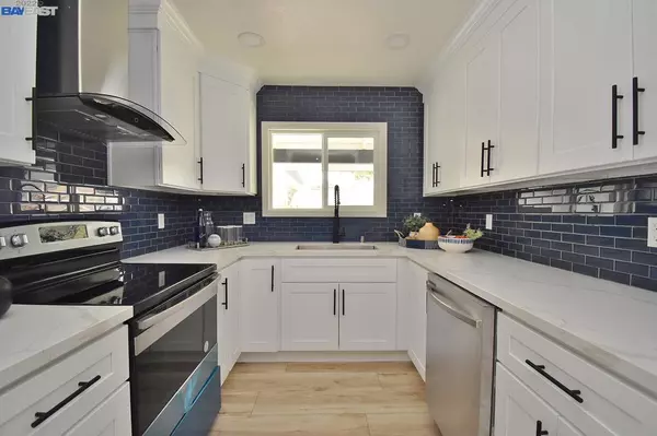 Union City, CA 94587,31297 Santa Rita Way
