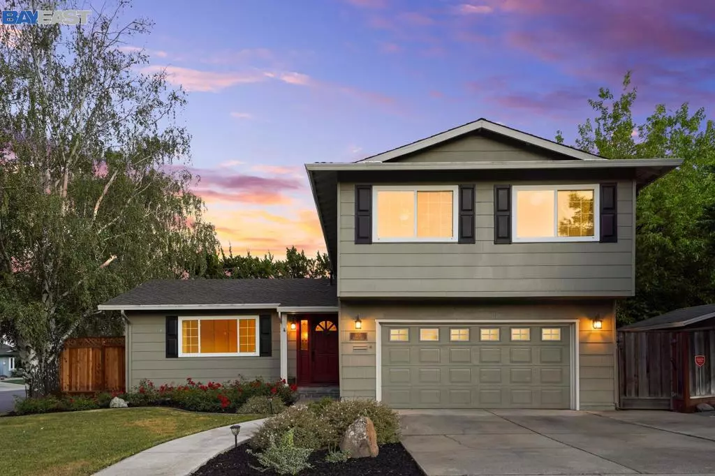 Pleasanton, CA 94588,3771 Muirwood Dr