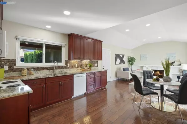 Newark, CA 94560,4965 Derby Pl