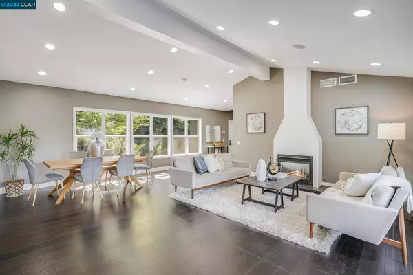 Orinda, CA 94563,32 Loma Vista Dr