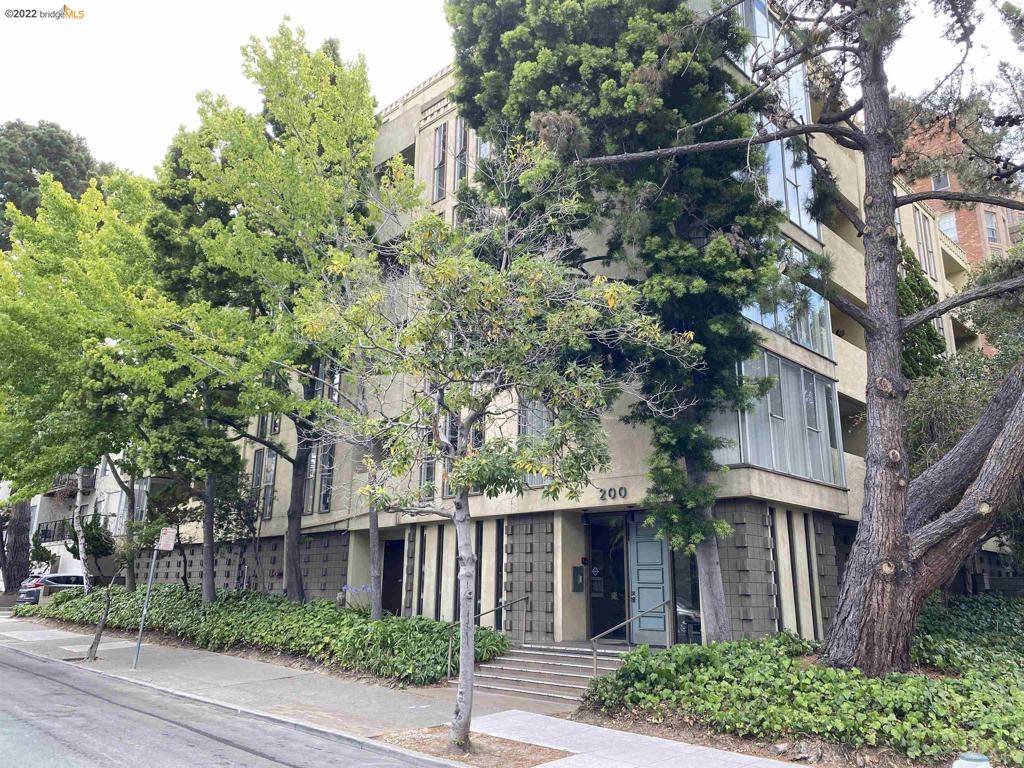 200 Montecito Ave, Oakland, CA 94610
