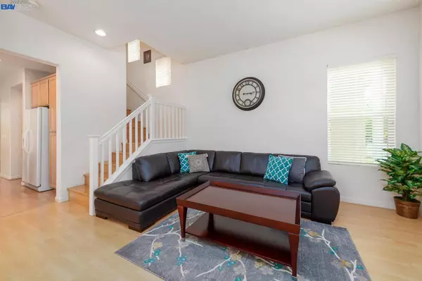 Pleasanton, CA 94588,2631 Curry St