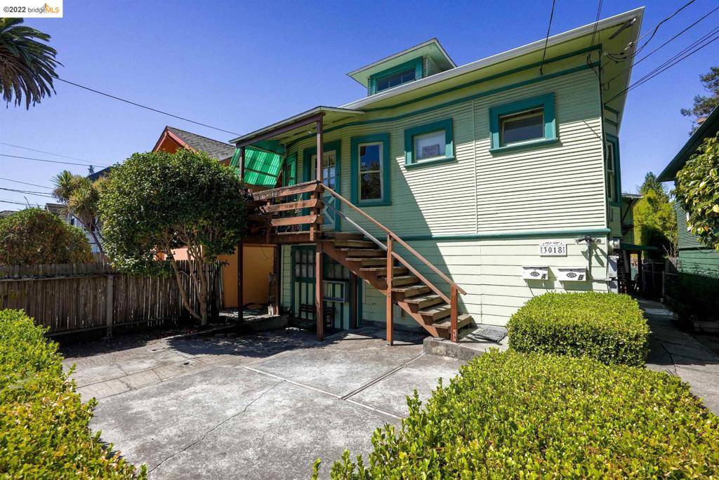 3018 Deakin St, Berkeley, CA 94705