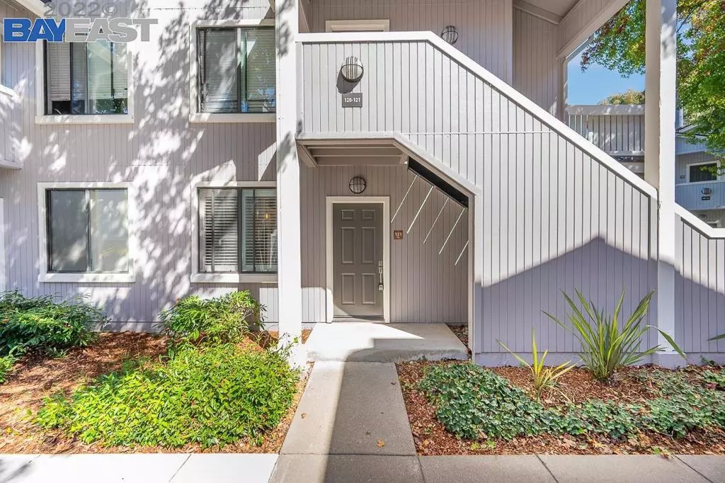 Richmond, CA 94804,121 Schooner Ct.