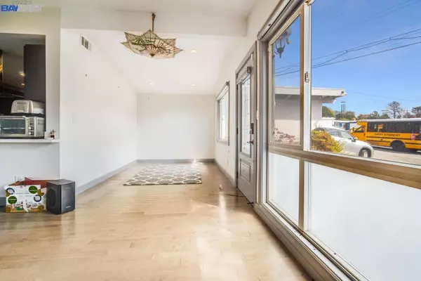 San Pablo, CA 94806,1951 Espanola Dr