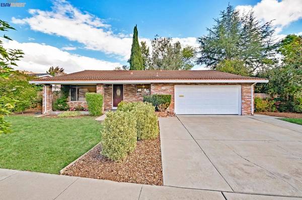 Fremont, CA 94539,42124 Camino Santa Barbara