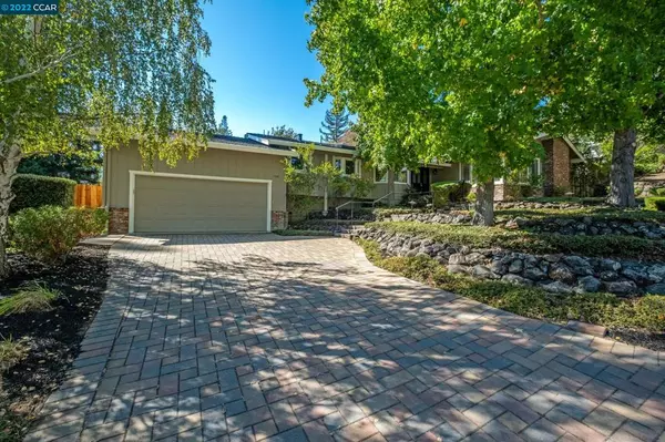 Moraga, CA 94556,798 Crossbrook Drive