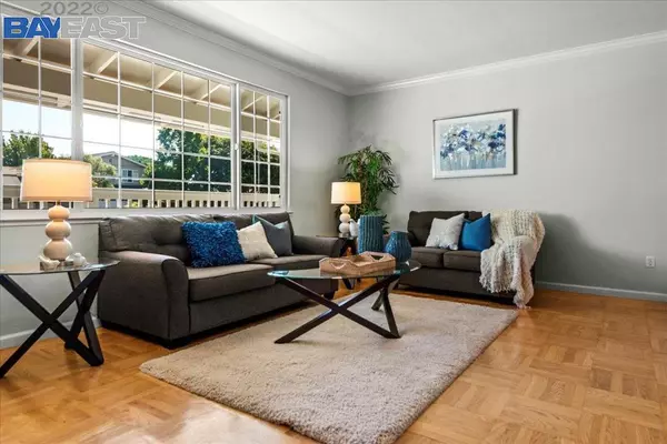 Newark, CA 94560,5007 Winsford Ct