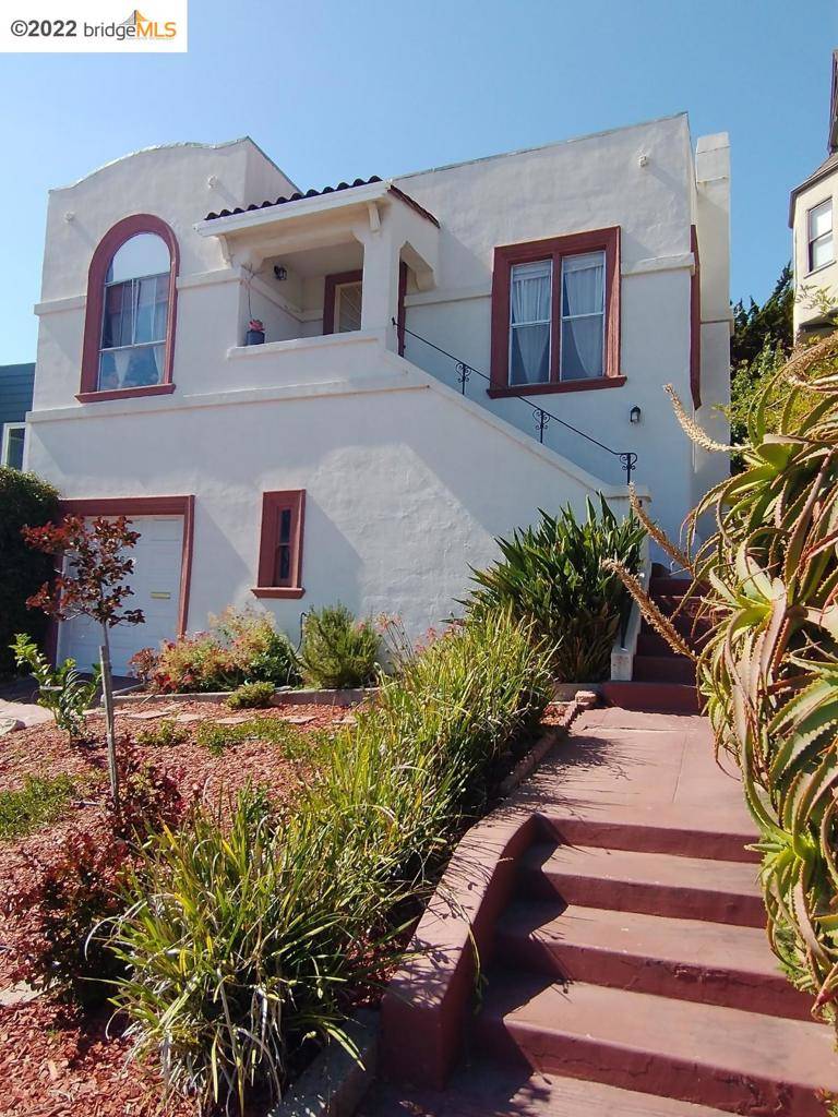 4689 Park Blvd, Oakland, CA 94602