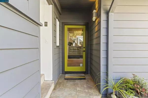 Berkeley, CA 94705,25 Evergreen Ln