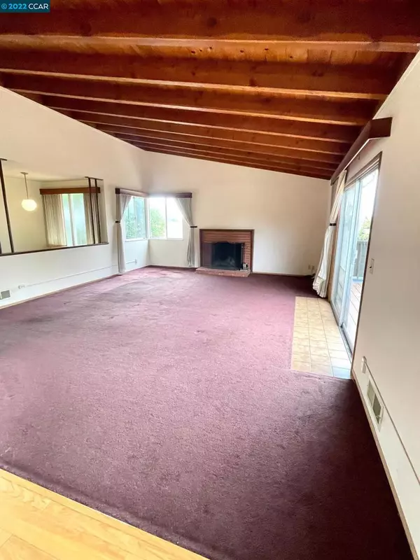 San Leandro, CA 94579,955 Burkhart Ave