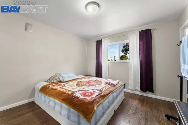 Newark, CA 94560,7067 Mayhews Landing Rd