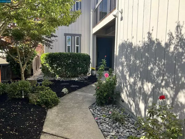 Moraga, CA 94556,774 Country Club Drive