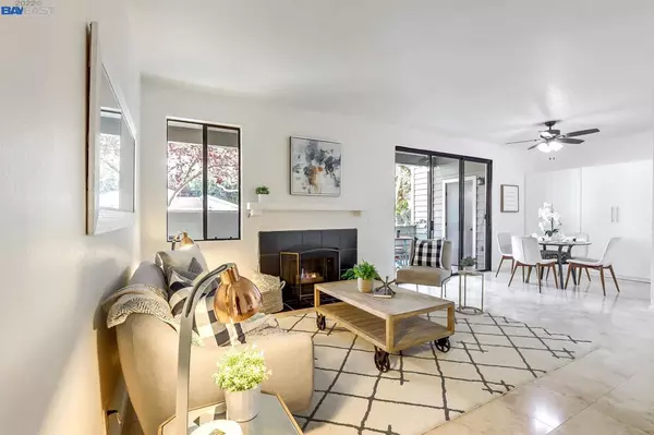 3663 Oakwood Ter #111, Fremont, CA 94536