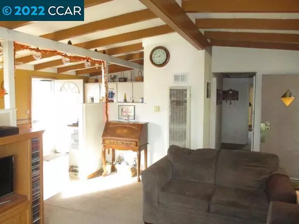 American Canyon, CA 94503,28 Joan Dr