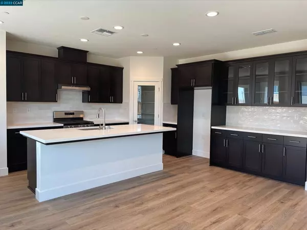 Lathrop, CA 95330,Address not disclosed