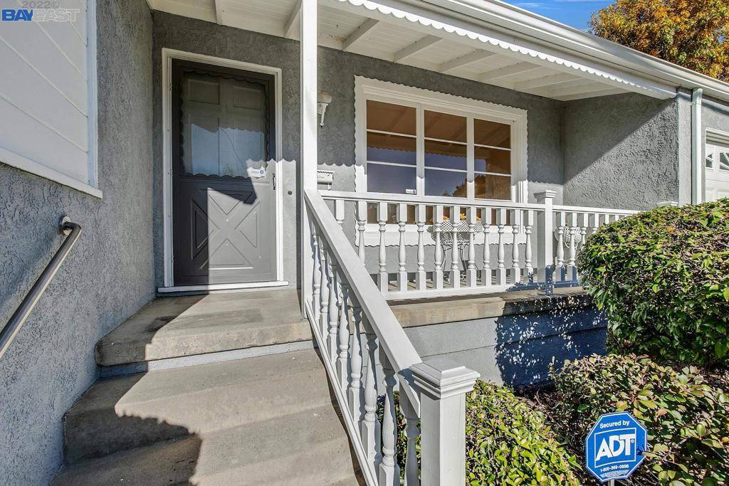 San Leandro, CA 94578,15910 Selborne Dr