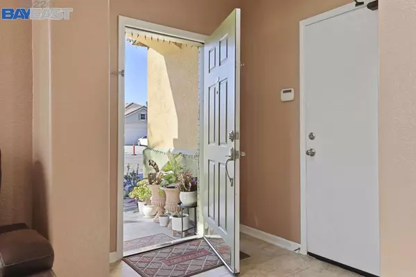 Manteca, CA 95337,1722 Pagola Ave