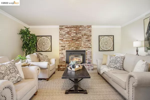 Pleasant Hill, CA 94523,113 Beverly Dr