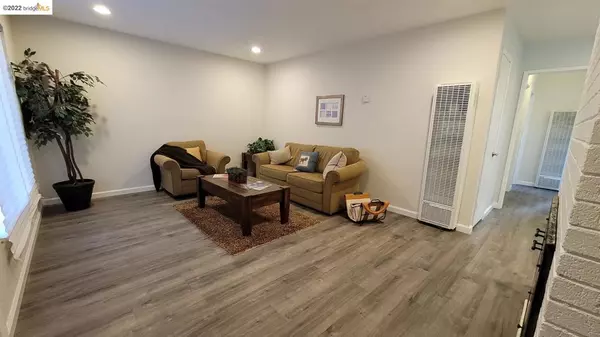 Pinole, CA 94564,289 Zoe Ct