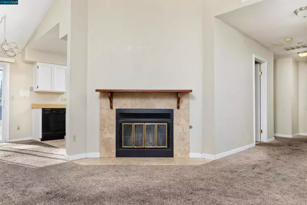 Sacramento, CA 95823,14 Simcoe Ct