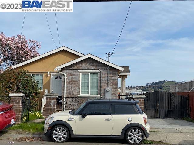 2042 Alvarado, San Leandro, CA 94577