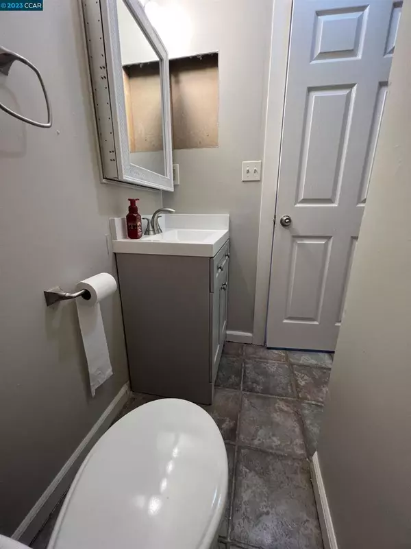 Richmond, CA 94801,847 7Th St