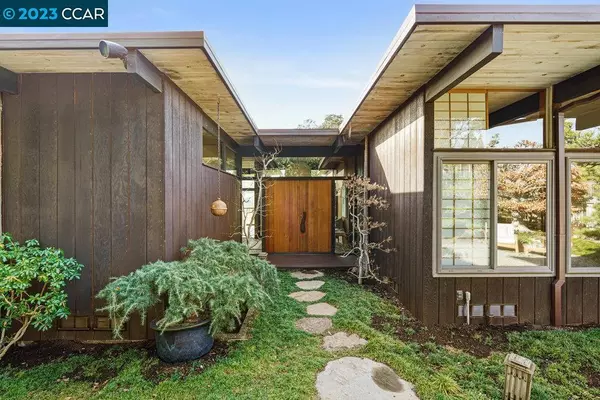 Orinda, CA 94563,147 Overhill Rd