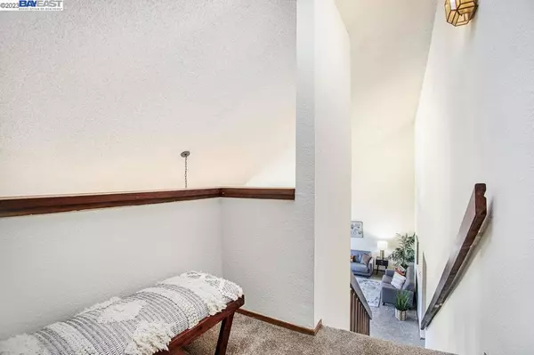 Oakland, CA 94611,1900 Mountain Blvd #7