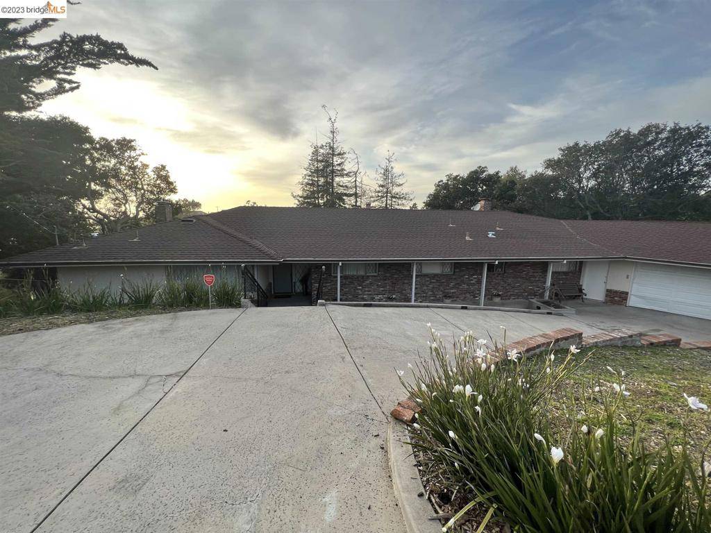 Oakland, CA 94605-5413,11121 Kerrigan Dr