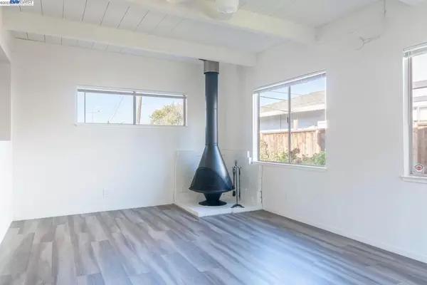 San Leandro, CA 94577,2233 Belvedere Ave