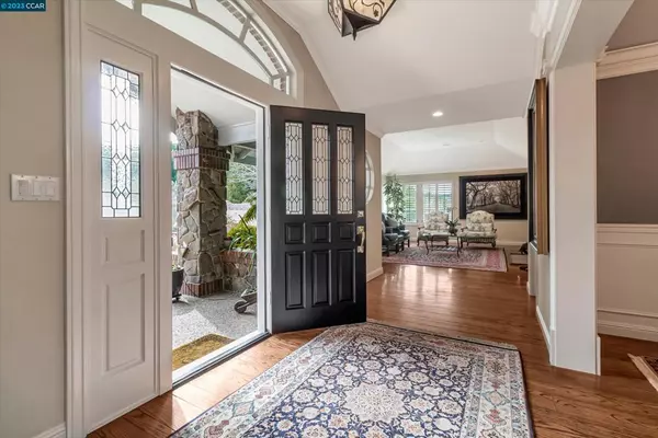 Moraga, CA 94556,19 Harrington Rd