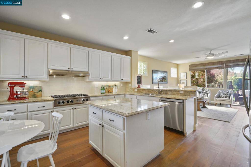 Danville, CA 94526,25 Volterra Ct