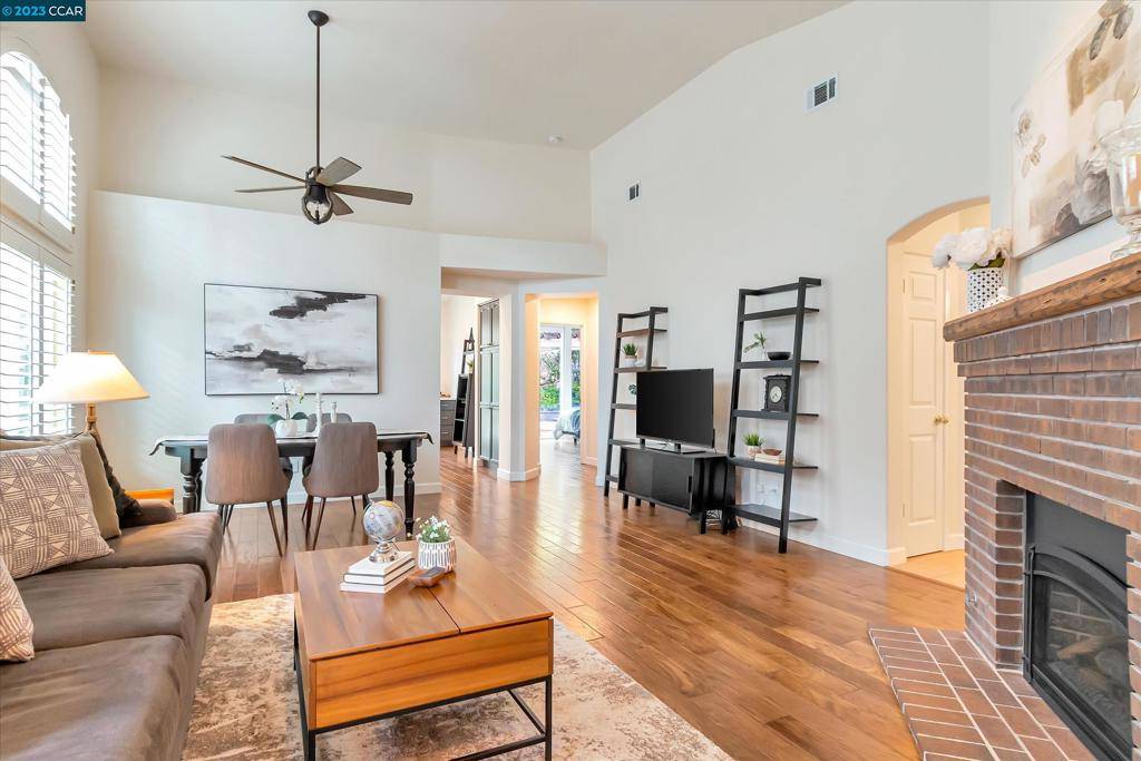 Clayton, CA 94517,1155 Moccasin Ct
