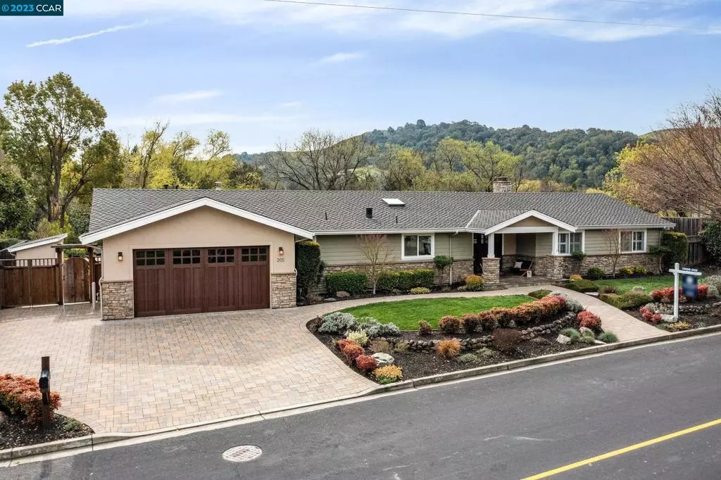 Moraga, CA 94556,205 Fernwood Dr